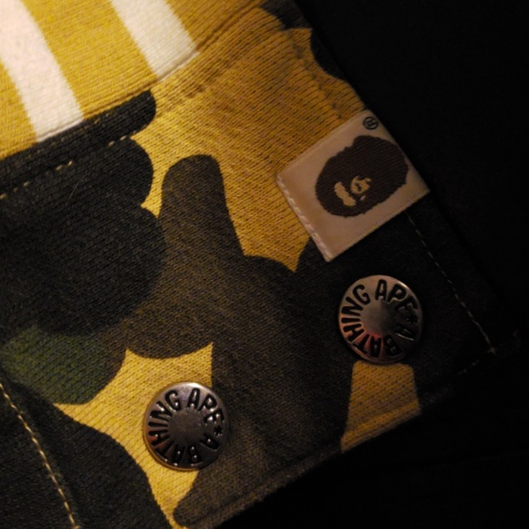 A bathing ape button up jacket - Picture 3 of 5